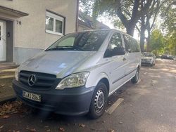 Silber Gebraucht 2012 Mercedes Vito Van / Kleinbus | 9.500 €