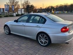 Silber Gebraucht 2006 BMW 318 M Sport Limousine | 4.500 € (Fairer Preis)