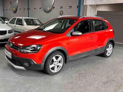 Orange Gebraucht 2011 VW Polo Cross Kleinwagen | 10.999 € (Etwas zu teuer)