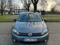 Grau Gebraucht 2012 VW Golf Style Limousine | 7.800 € (Etwas zu teuer)