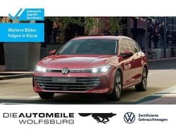 Chilirot metallic Gebraucht 2025 VW Passat Elegance Kombi | 35.990 € (Superpreis)