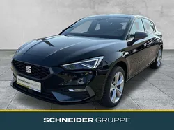 Midnight schwarz Gebraucht 2025 Seat Leon FR Limousine | 32.990 € (Fairer Preis)