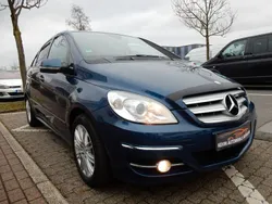 Blau Gebraucht 2009 Mercedes B170 Van / Kleinbus | 2.999 €