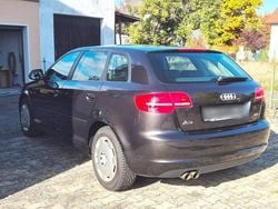 Grau Gebraucht 2009 Audi A3 Sportback Attraction Limousine | 4.900 € (Superpreis)