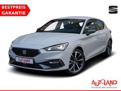 Weiß Gebraucht 2020 Seat Leon FR Limousine | 22.950 € (Etwas zu teuer)