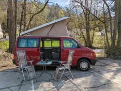 Rot Gebraucht 1992 VW T4 Van | 3.999 €
