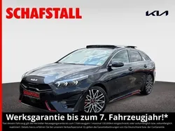 Schwarz ((1k) zilinaschwarz met.) Gebraucht 2024 Kia ProCeed GT Kleinwagen | 32.979 € (Fairer Preis)