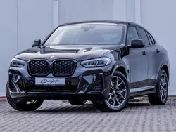 Saphirschwarz metallic Gebraucht 2025 BMW X4 M Sport SUV | 54.990 € (Superpreis)
