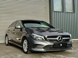 Grau Gebraucht 2017 Mercedes CLA180 Limousine | 13.991 € (Guter Preis)