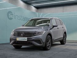 Grau Gebraucht 2024 VW Tiguan S SUV | 41.610 €