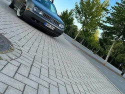 Grau Gebraucht 2002 VW Golf IV Highline Kleinwagen | 3.500 € (Superpreis)