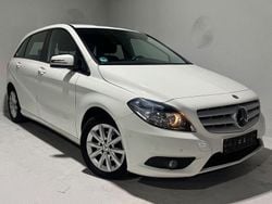 Weiß Gebraucht 2012 Mercedes B180 Van / Kleinbus | 8.990 € (Guter Preis)