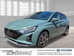 Mangrove green / mic Gebraucht 2024 Hyundai i20 Turbo Limousine | 24.480 €