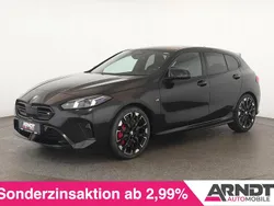 Saphirschwarz Gebraucht 2025 BMW M135 Performance Kleinwagen | 49.784 € (Fairer Preis)