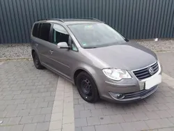 Braun Gebraucht 2007 VW Touran Conceptline Van / Kleinbus | 2.600 € (Fairer Preis)