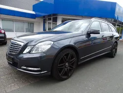 Grau Gebraucht 2010 Mercedes E300 Elegance Kombi | 9.850 € (Fairer Preis)