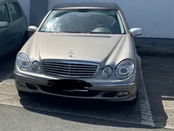 Silber Gebraucht 2005 Mercedes E220 Avantgarde Limousine | 8.100 € (Teuer)