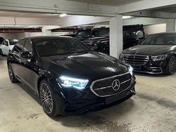 Schwarz Neu 2025 Mercedes E200 AMG Line Premium Limousine | 77.231 €