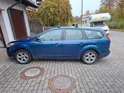Blau Gebraucht 2008 Ford Focus Sport Kombi | 1.350 € (Superpreis)