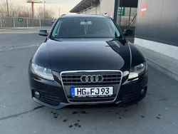 Schwarz Gebraucht 2011 Audi A4 Attraction Kombi | 7.990 € (Fairer Preis)