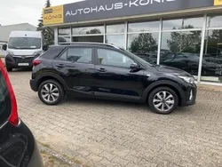 Schwarz Gebraucht 2024 Kia Stonic Edition 7 SUV | 18.470 € (Guter Preis)