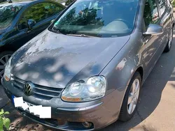 Grau Gebraucht 2008 VW Golf V Kleinwagen | 3.600 € (Fairer Preis)