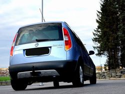 Blau metallic Gebraucht 2007 Skoda Roomster Van / Kleinbus | 3.999 € (Fairer Preis)