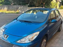 Blau Gebraucht 2007 Peugeot 307 Limousine | 1.150 €