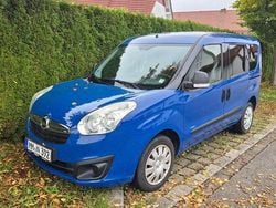 Blau Gebraucht 2012 Opel Combo Edition Van / Kleinbus | 4.100 € (Guter Preis)