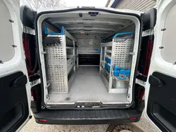 Weiß Gebraucht 2018 Opel Vivaro Van | 16.590 € (Guter Preis)