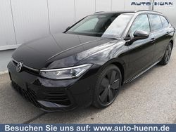 Grenadilschwarz metallic Neu 2025 VW Passat R-line Kombi | 47.990 € (Superpreis)