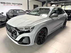 Grau Neu 2024 Audi Q8 S-line plus SUV | 103.900 €
