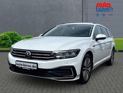 Pure white Gebraucht 2021 VW Passat GTE Kombi | 20.880 € (Fairer Preis)