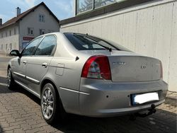 Silber Gebraucht 2002 Kia Shuma Kleinwagen | 1.399 €