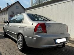 Silber Gebraucht 2002 Kia Shuma Kleinwagen | 1.399 €