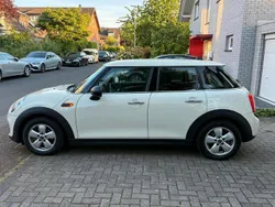Beige Gebraucht 2019 Mini ONE Kleinwagen | 13.100 €