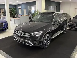 Obsidianschwarz metalliclack Gebraucht 2020 Mercedes GLC300e AMG SUV | 39.900 € (Fairer Preis)