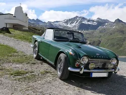 Grün Gebraucht 1967 Triumph TR4 Cabrio | 31.800 €