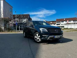 Schwarz Gebraucht 2012 Mercedes ML350 SUV | 22.999 € (Fairer Preis)