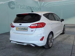 Weiß Gebraucht 2019 Ford Fiesta ST Kleinwagen | 18.499 € (Fairer Preis)