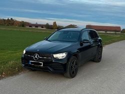Schwarz Gebraucht 2021 Mercedes GLC300e AMG SUV | 37.900 € (Guter Preis)