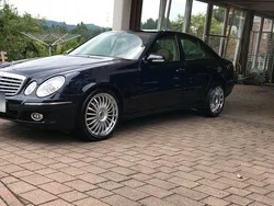 Blau Gebraucht 2006 Mercedes E280 Elegance Limousine | 12.600 €
