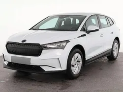 Moonweiß metallic Gebraucht 2022 Skoda Enyaq iV SUV | 24.290 € (Fairer Preis)