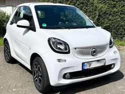 Weiß Gebraucht 2019 Smart ForTwo Cabrio Prime Cabrio | 17.500 € (Fairer Preis)