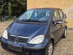 Blau Gebraucht 2003 Mercedes A140 Avantgarde Kleinwagen | 1.400 € (Fairer Preis)
