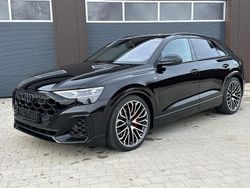 Mythosschwarz metallic Neu 2025 Audi Q8 S-Line SUV | 103.880 €