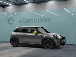 Grau Gebraucht 2022 Mini Cooper S Classic Kleinwagen | 17.260 € (Guter Preis)