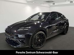 Tiefschwarzmetallic Gebraucht 2025 Porsche Macan Turbo SUV | 126.450 € (Fairer Preis)
