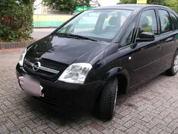 Schwarz Gebraucht 2005 Opel Meriva Van / Kleinbus | 1.199 € (Etwas zu teuer)