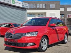 Rot Gebraucht 2022 Skoda Fabia Ambition Kombi | 13.950 € (Guter Preis)